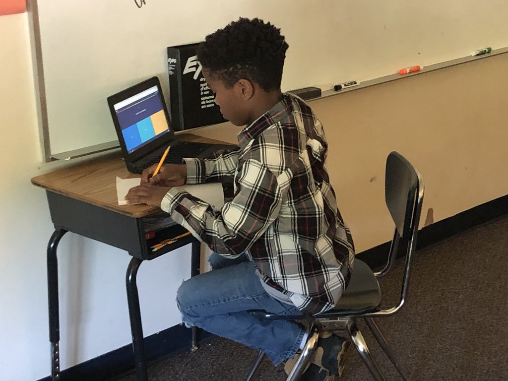 MrsBJohnson5thG's tweet photo. Reviewing multiplying mixed numbers with https://.www.quizizz.com @wmirvinelem #irvinignites https://t.co/AolXiVPpJ8
