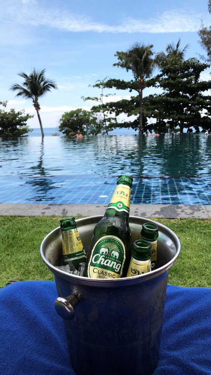 WanderlustTokyo's tweet photo. #ビール #プール #chang #おはよう #タイ #ゴールデンウィーク #プーケット #バンコク #フォローする #フォロー #フォローしてね #フォローバック #涼子 #旅行 #アメリカ人 https://t.co/MX3rDCBECe
