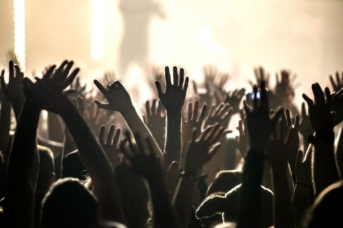 sonanou's tweet image. Classificats concerts preliminars #18Sona9 Zona Catalunya: #Cuits @homeinventbcn @ltqnt @maravint_musica #Menut #Plou #PubillesNinja @Sbautista95 #Simetric @sisu_coromina #Ushanka #VA! Més informació a: enderrock.cat/sona9/noticia/… …