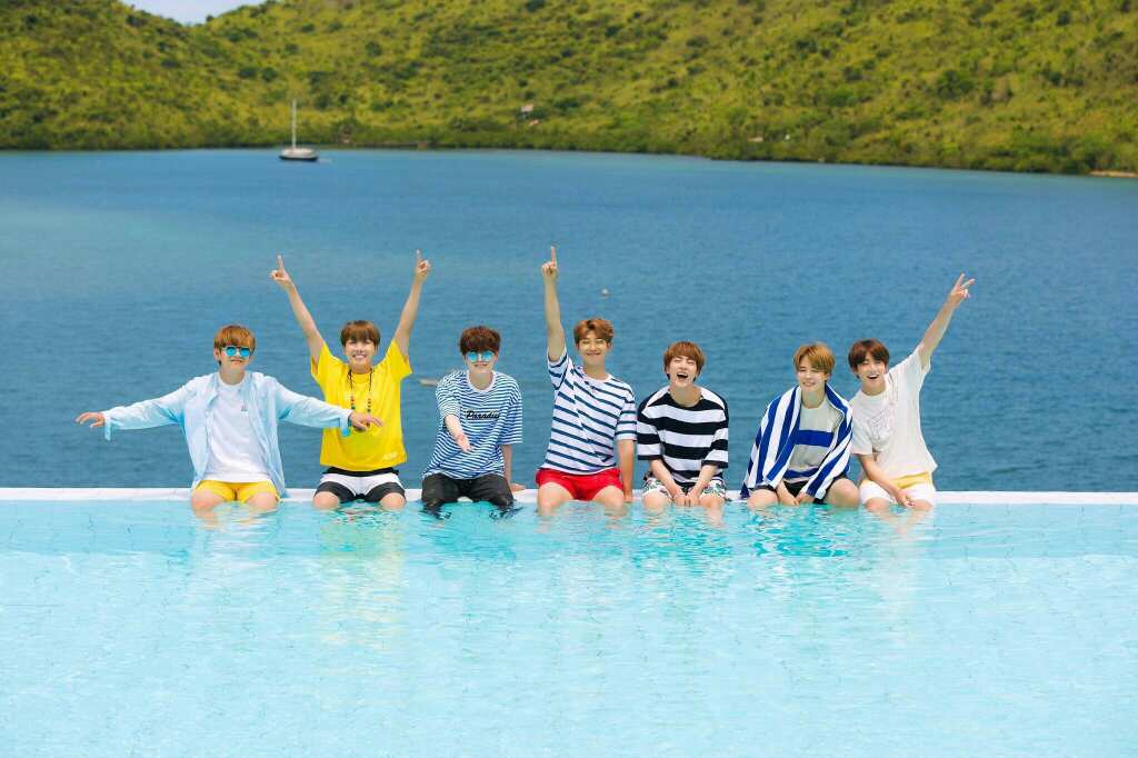 BTS_016Honduras's tweet photo. List@s!  RECUERDEN DAR RT! 🌝

BTS CONCERT IN HONDURAS

#BTSConcertHonduras 
@HCHTelevDigital
@lasmananasdel5 
@baccredomaticho @ConciertosHN @diarioelheraldo
@BTS_twt 
@GostBBMAs 
#LoveYourselfNicaragua https://t.co/hNmoonZ5SX