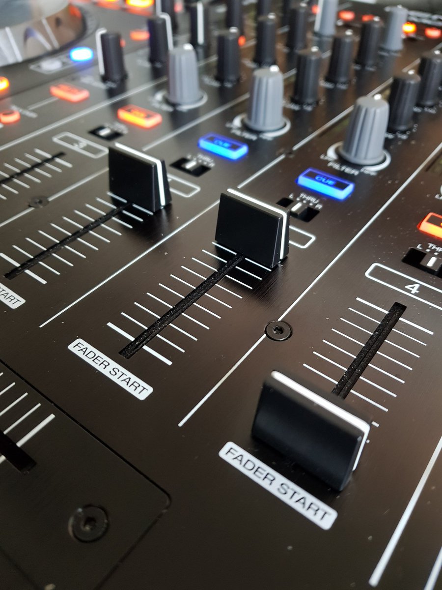 KickingHouseB's tweet photo. Ready. #TuneIn : https://t.co/po0sAE2e5s
#trance #TranceFamily #uplifting #54housefm #khb #liveinthemix https://t.co/PJziKbMGjD