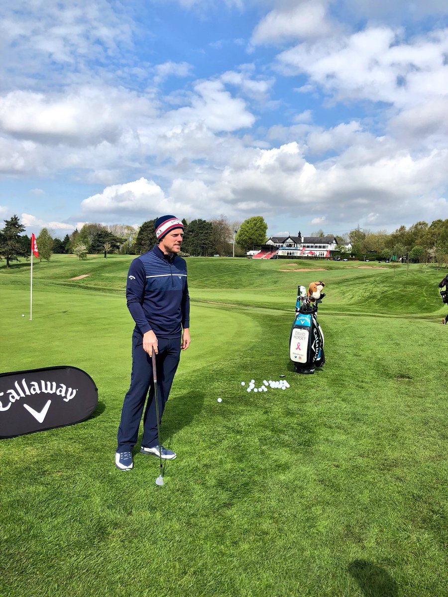 DaveHorsey's tweet photo. Another awesome #KingsOfDistance day @StockportGC...almost everyone hitting the Rogue further. 1432 yds says it all. I need to get in the gym next to these 4!!! callaway #odyssey #rogue #no1driver https://t.co/wbvkzvdYxm