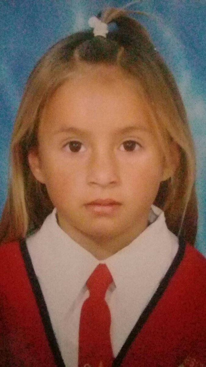 RosarioCordovaV's tweet image. #EncontremosANathaly  desapareció en #Loja la noche del Lunes 30 de abril responde a los nombres Nathaly Viviana Rosales Chamba,. Es estudiante de la Unidad Educativa Pio Jaramillo Alvarado. @981laradio @primereporte @TMT30 @fabriciovelav @ElAmazonicoEC @MachalaMovil