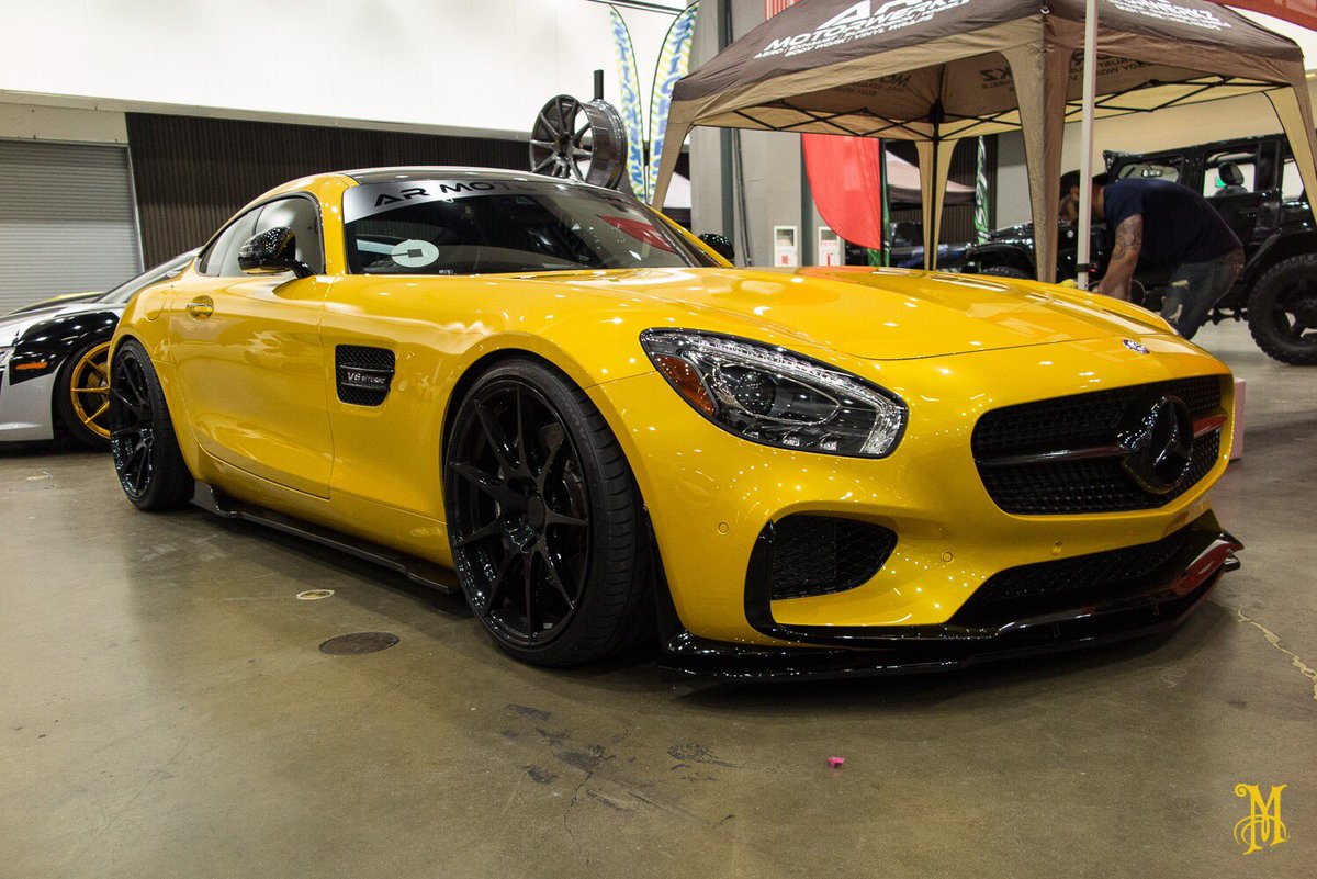 Meguiars's tweet photo. It was another exciting year at @autoconevents and here are some of the amazing rides we saw!  #meguiars #autocon #autoconla #acla2018 https://t.co/ivVxeSa4eJ