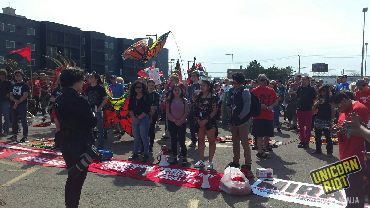 UR_Ninja's tweet photo. #Mpls: we are at #May1 #IntlWorkersDay rally/march at Lake&amp;Nicollet. An #IWW speaker just explained history of #LaborDay as commemoration of state repression against labor activists and anarchists. https://t.co/37kAxt0Hna