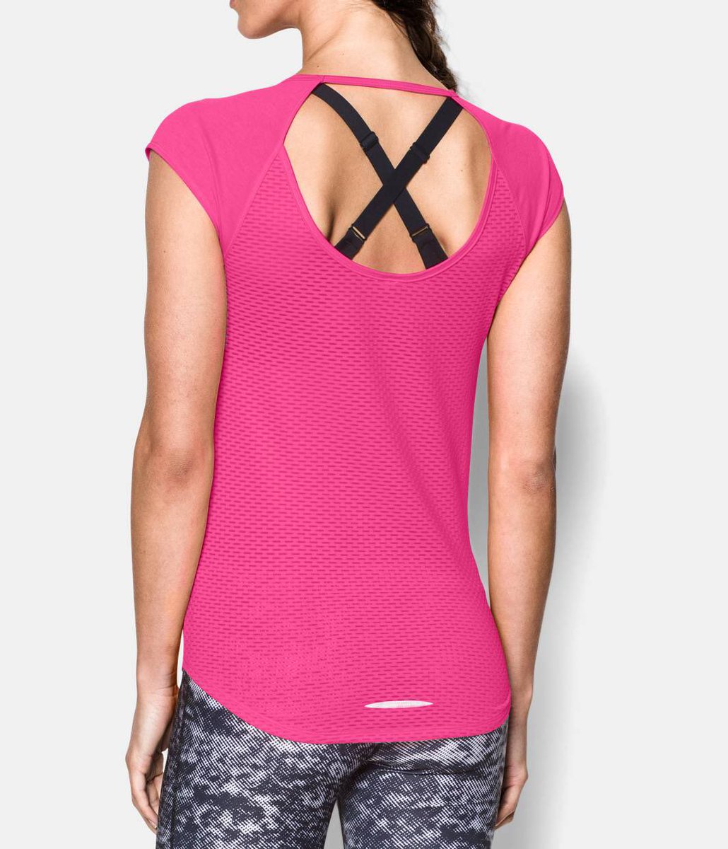 xm_running's tweet photo. Now that’s it’s hot out, you need a wicking, vented, fitted Fly By tee to make your runs more comfortable. Coincidentially we have them at Xtra Mile Running! Come check out our UA and Janji clothing lines! #xtramilerunning #SmallBusinessWeek #runhappy #runjanji #UnderArmour https://t.co/GuMrghhYl8