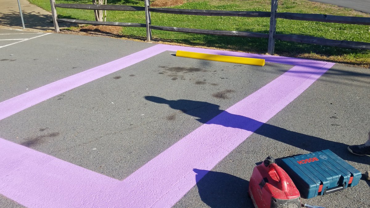 LocustNC's tweet photo. We've added designated parking for Purple Heart Recipients. Please respectfully reserve these spots located at Locust City Hall and Locust Park. #Purpleheart #combatveterans #purpleheartcity #locustnc #locusttowncenter https://t.co/h4DwpYQLtW