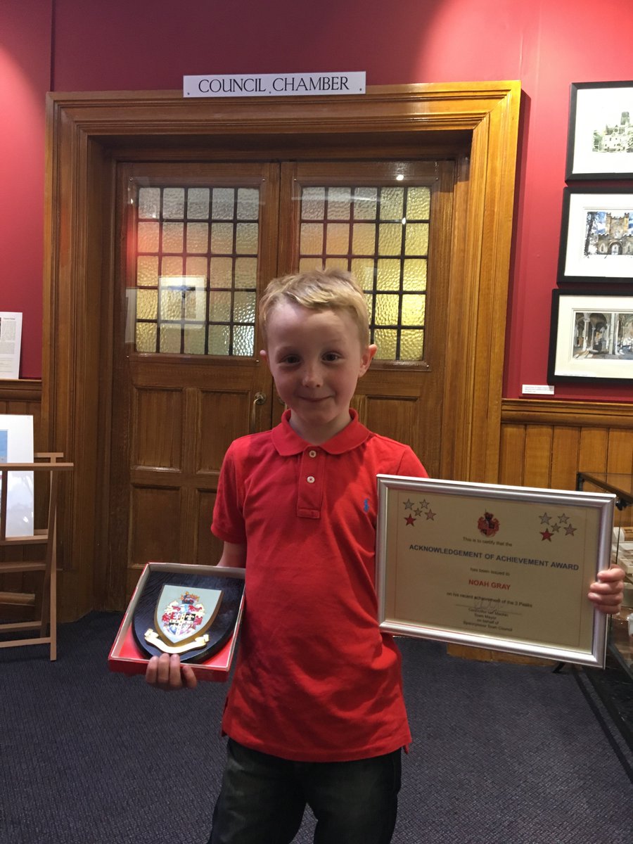EvansandCo1's tweet photo. Congratulations to Noah Gray on completing the Three Peaks Challenge for @teamsolan
#inspiritation👏#recordbreaker.
Debra @EvansandCo1 and proud Trustee @teamsolan honoured to see Noah presented with a Certificate of Achievement tonight by Ian Machin, Town Mayor @SpennymoorTC https://t.co/iCD1TQshW3