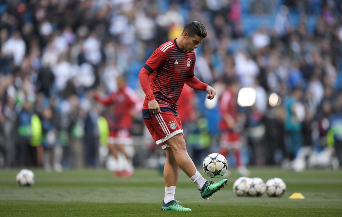 ChampionsLeague's tweet image. Bayern to keep their treble hopes alive? 🏆🏆🏆

#UCL