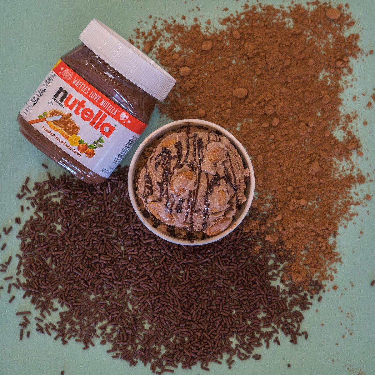 two_roosters's tweet image. 🍦Guest: Chocolate Day Dream - 5th grader Melissa came up with this over the top chocolate flavor. It includes a chocolate base with a hazelnut ripple AND chocolate fudge AND chocolate sprinkles.

✨Portion of the May Guest sales will go back to @LRESLions ✨