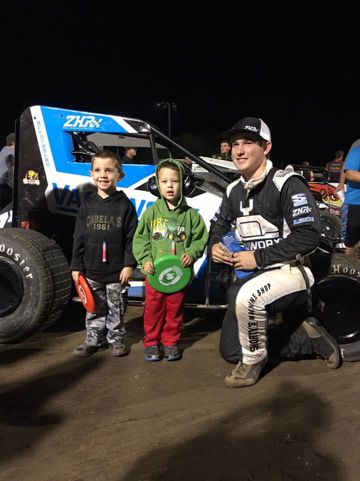 _TeamILP's tweet photo. PR: @hendricks_zane Ready for @POWRi_Racing Doubleheader in Missouri This Weekend. Read more at https://t.co/BNwdS9tNLT #TeamILP

This week's sponsor spotlight is @CK_Power https://t.co/46WoBTP6g7