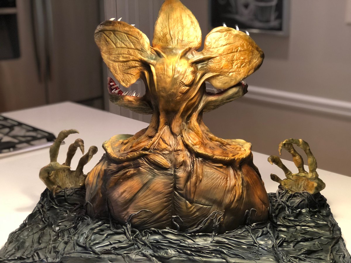 maruremy's tweet photo. #StrangerThings3 #StrangerThings #netflix #demogorgon https://t.co/c01S8hlgfU