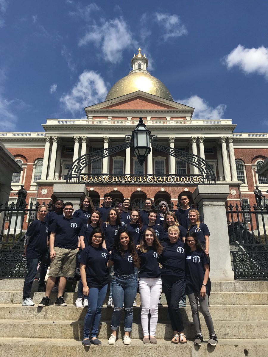 mass_sbha's tweet photo. @SBHAYAC @sbh4all #peabodyYAC and #gloucesterYAC at statehouse advocating for #MoreSBHCs https://t.co/GzmzXNDprH