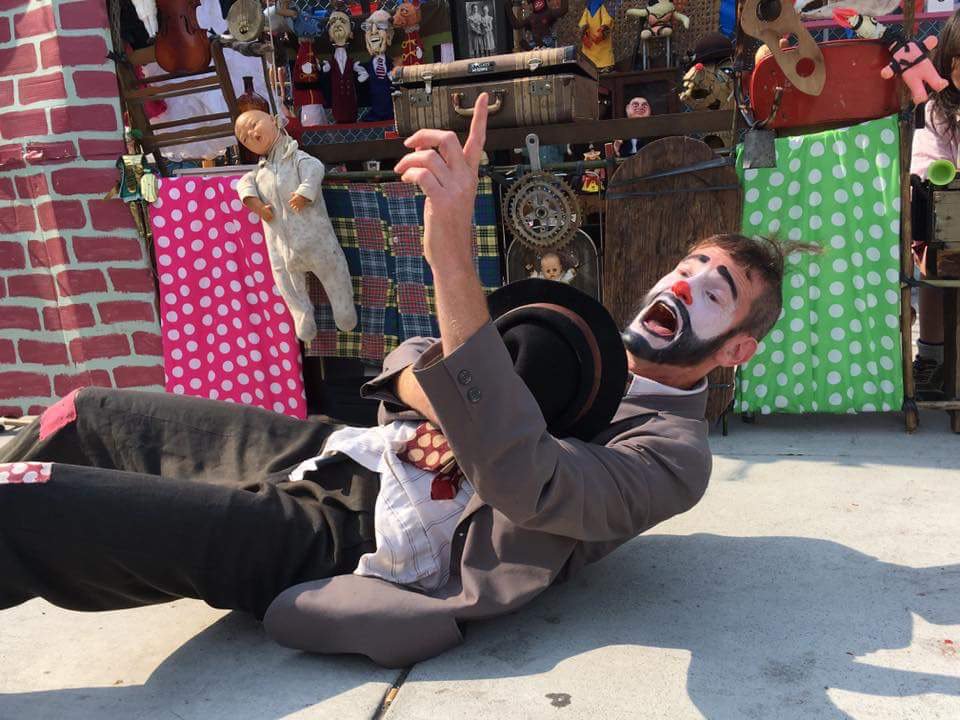 awesomefound's tweet photo. Check out our newest grant: Seattle, WA – Jawbone Puppet Theater Wondershow &amp; Museum https://t.co/Zt7qtjUpv1 https://t.co/VKAkD6G9dj