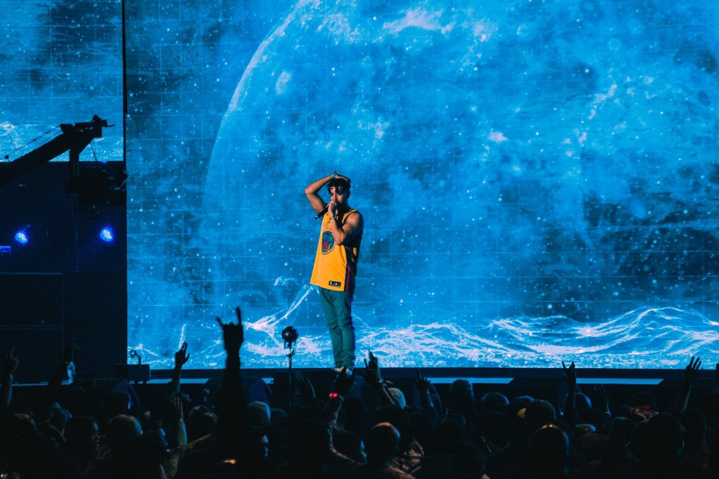 Shane_Eagle's tweet photo. “Universal “ https://t.co/MxxD4unUsp