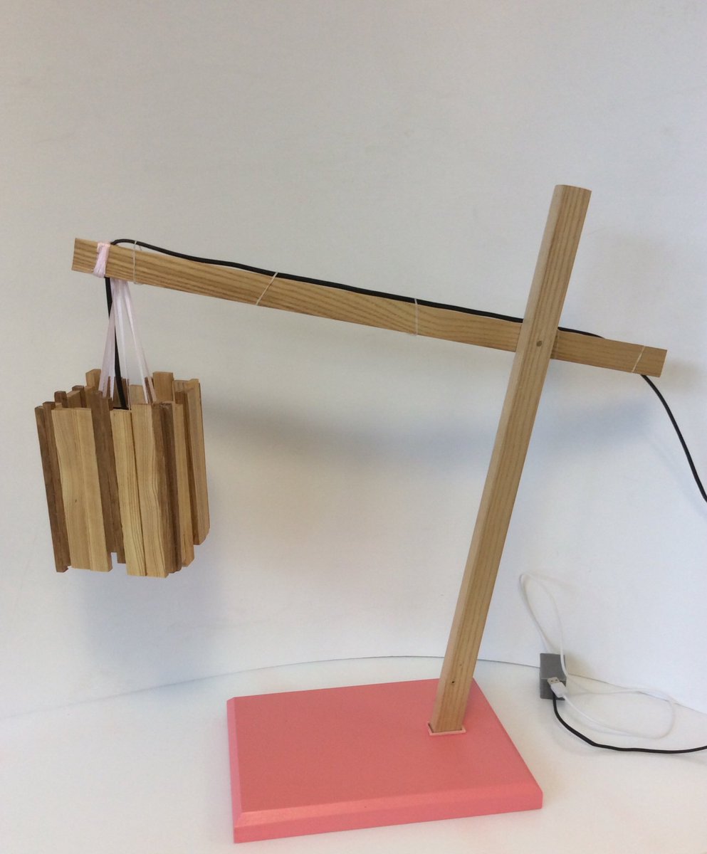 TechnologyNhs's tweet image. A very creative design by Chloe, well done on all your hard work. It looks great! 
#GCSE #design #product #lamp #light #WJEC @NewportH @NhsYear11