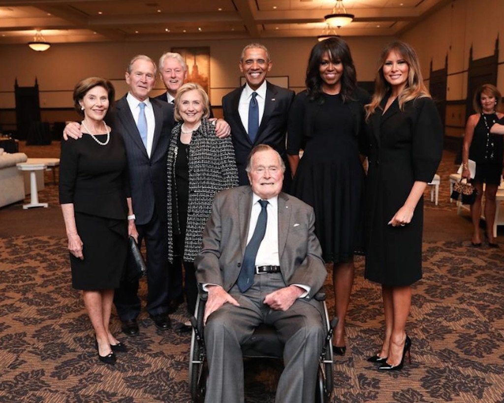 Truthdig's tweet photo. The world has become a #PonziScheme. The bottom 99 percent are the base, and the 1 percent have become the neo-pharaohs. Instead of resisting gluttony and consolidated #power, we empower the #plutocracy by offering them our backs to build their #empires. https://t.co/UnK2WgGnAK https://t.co/PmiHNF6FnQ