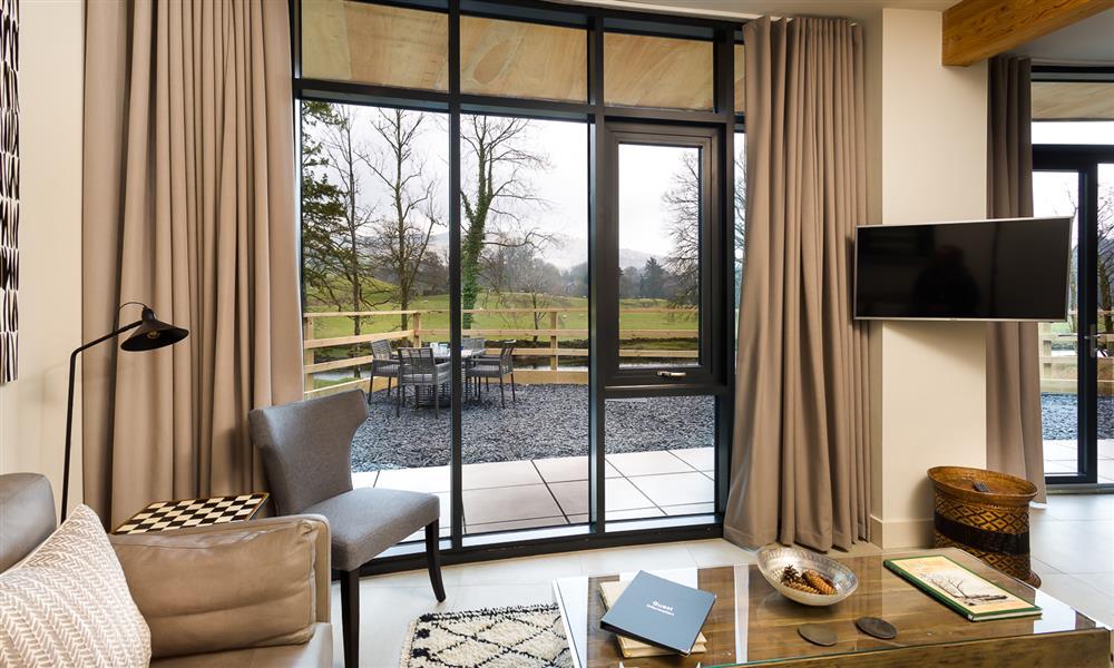 info1920's tweet image. Luxury late break 3 night break for 4 people this bank holiday weekend for  only £495. Luxury self catering just went up a notch. www. steppingstonesriversideterrace.co.uk  Situated in Rydal  #llatelakes