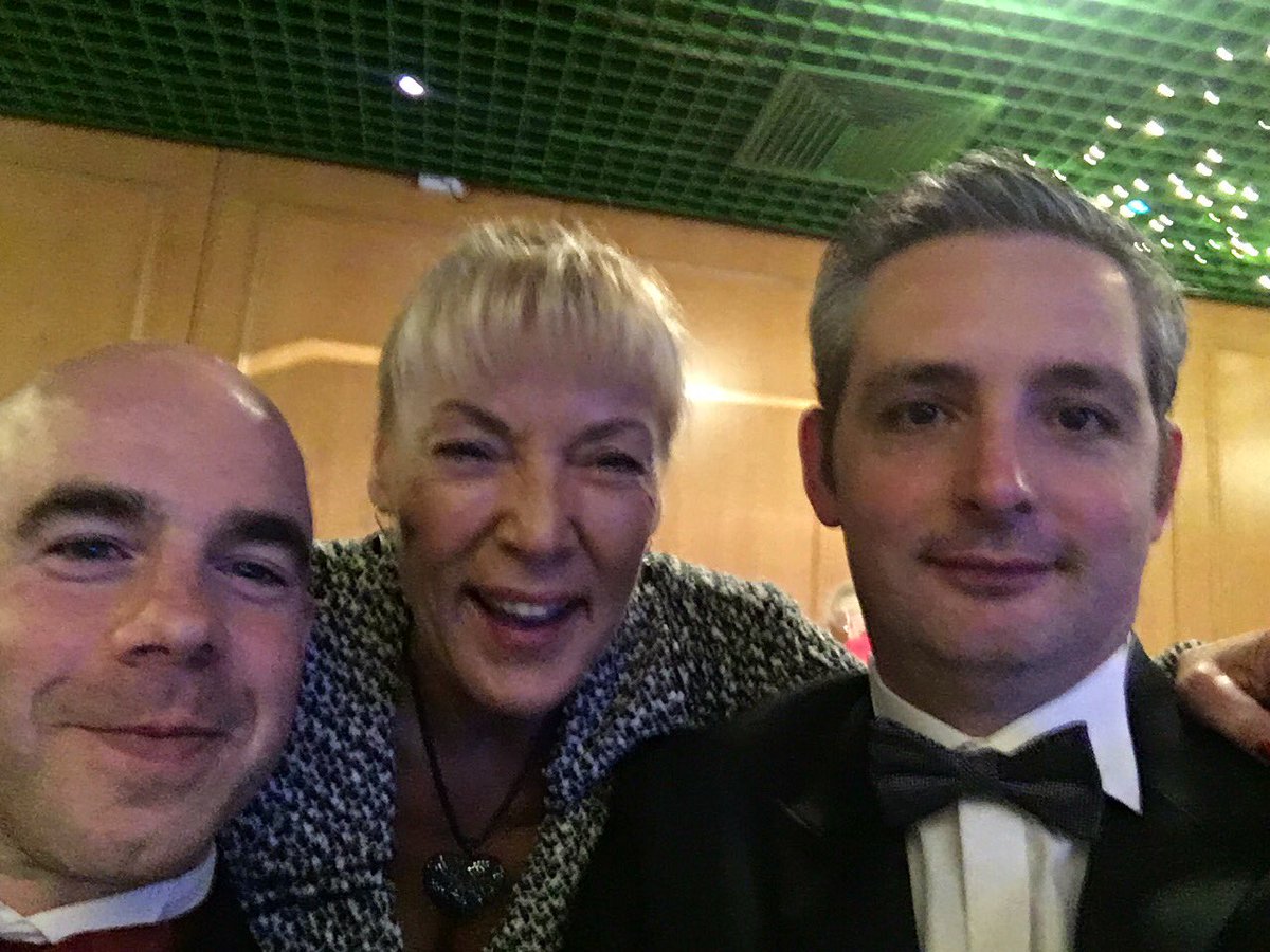 #DASLSlegalawards great night so far. #Lyonsbowe #cds