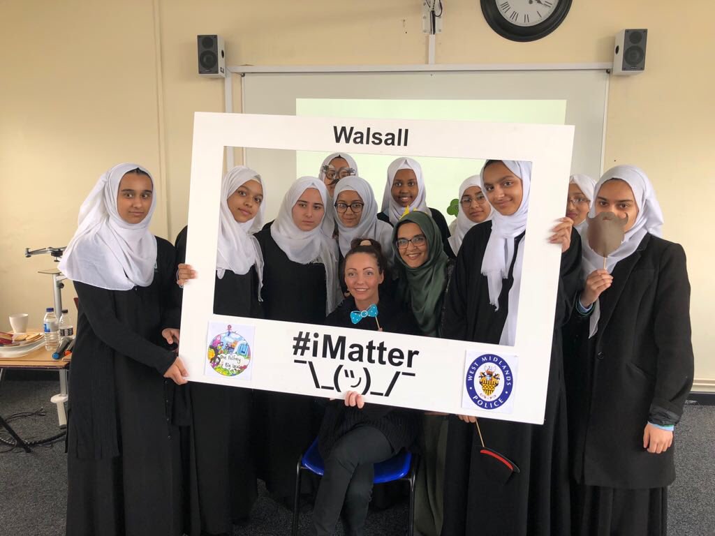 iMatterWalsall's tweet image. Amazing day at Abu Bakr Girls &amp;amp; Boys School with @sammywoodhouse1 telling her story to raise awareness of CSE; pupils at both schools were brilliant! #iMatterWalsall  @PalfreyBigLocal @DelvesWMP