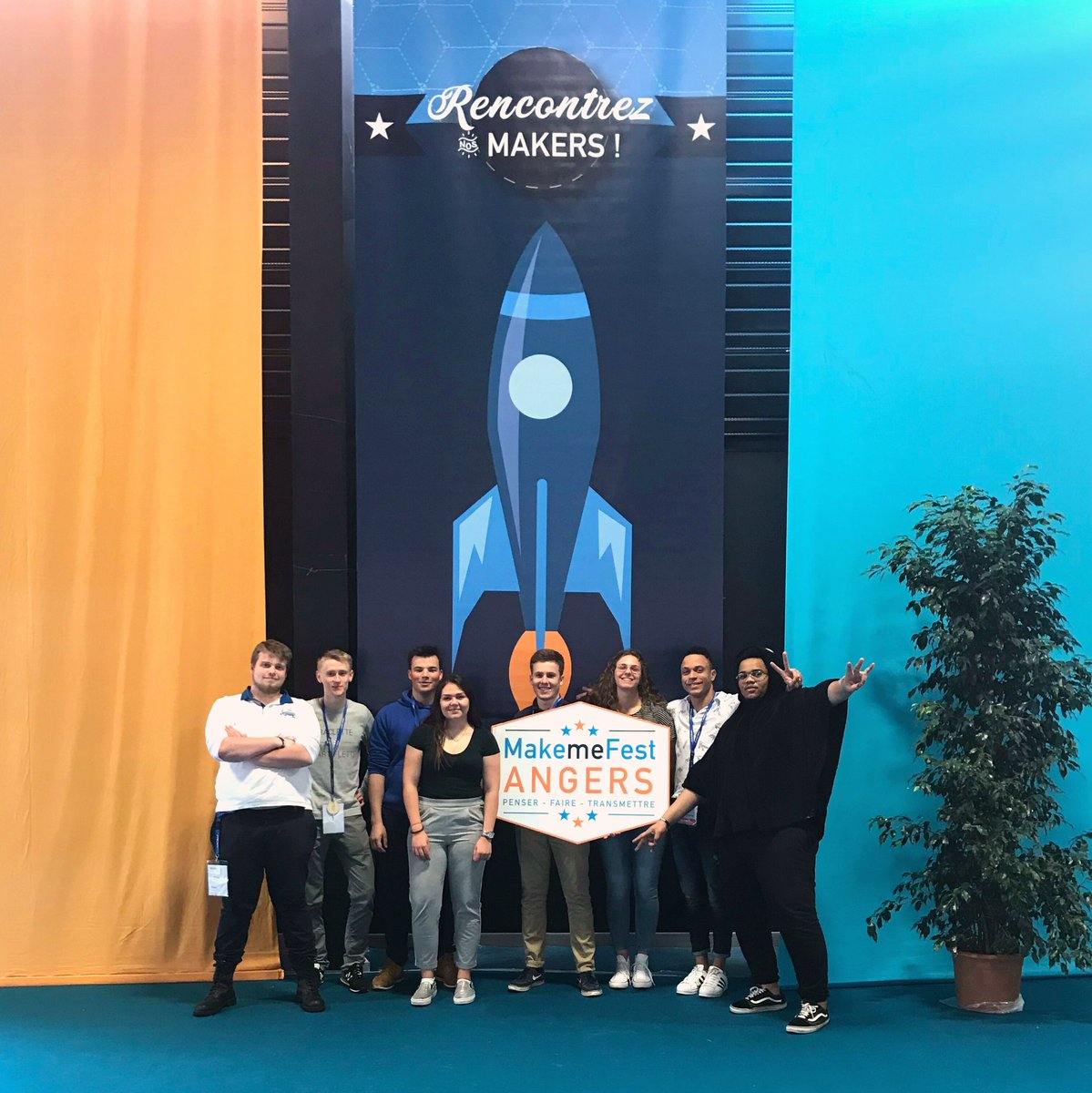 SudriAdditive's tweet photo. Fin du dernier jour de la Foire d'Angers, un grand merci à tous les #Makers et à la @Makemefamily pour cet accueil et pour tous ces moments de partage et de rencontre !!
@ESMEsudria #Lille #Angers #Innovation #3Dprinting #robotique https://t.co/qxcDbBPAII
