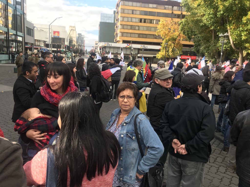 marceandre32's tweet photo. Marcha por las y los trabajadores, aún falta unidad para luchar por nuestras demandas... el poder está en marcha l pueblo! 💪 https://t.co/LvIarVo3Wr