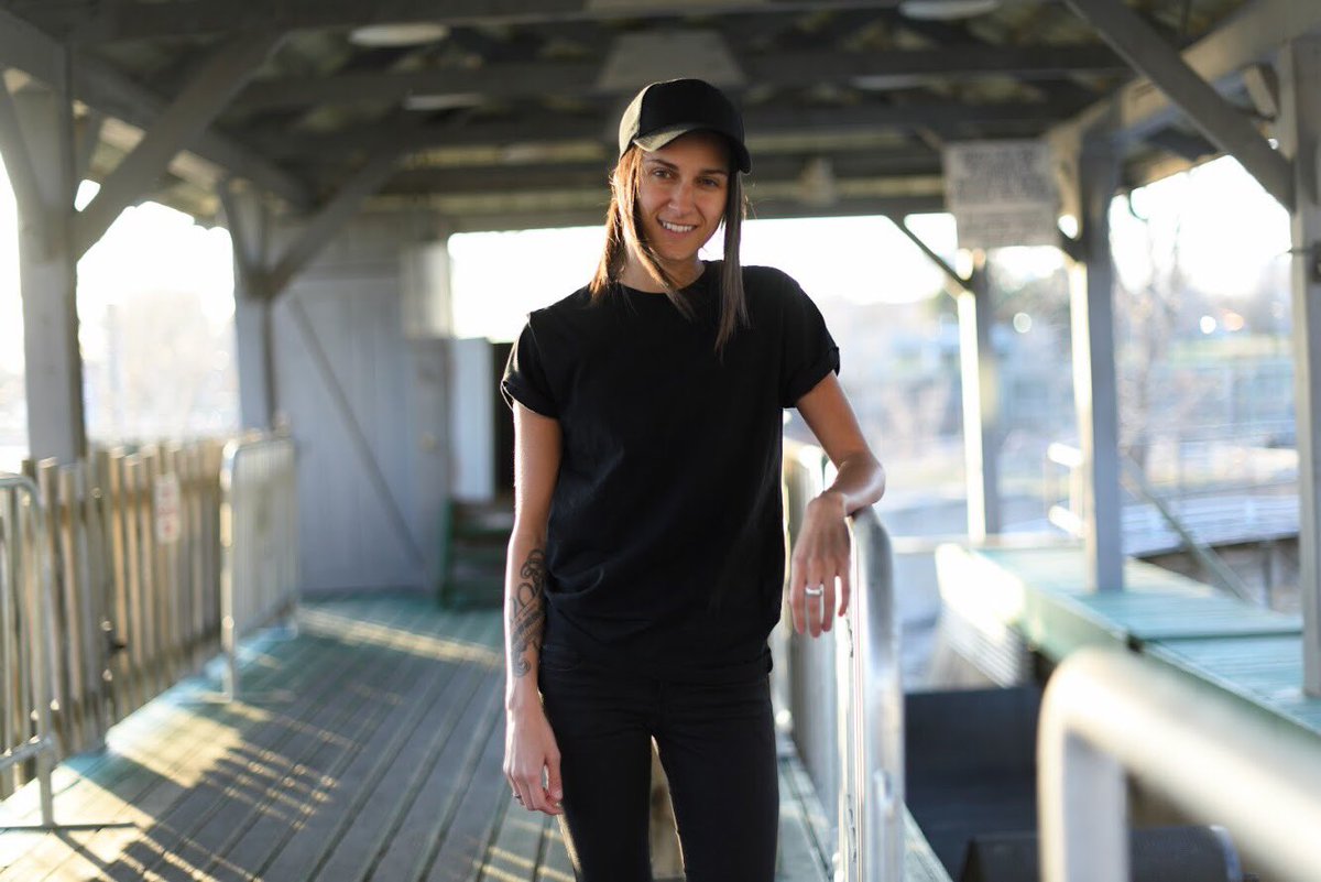 OfficialRezz's tweet photo. 🌞 https://t.co/NCTJoLhQix