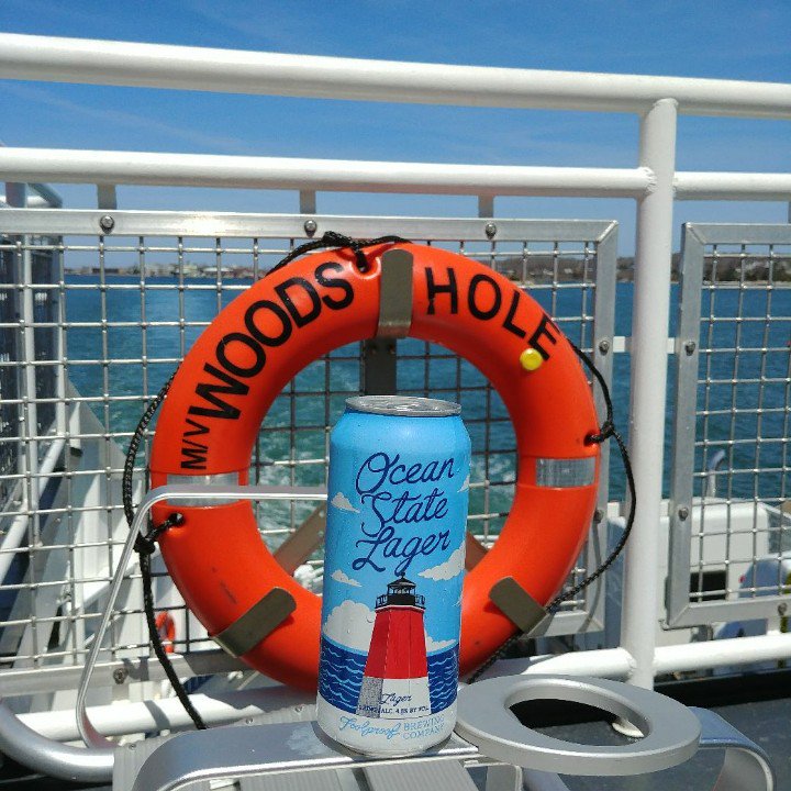 FoolproofBrew's tweet photo. It's a beautiful day for a ferry ride! Foolproof is visiting Martha's Vineyard today sharing the love and looking for lighthouses! #itsfoolproof https://t.co/pKidM0zRyB