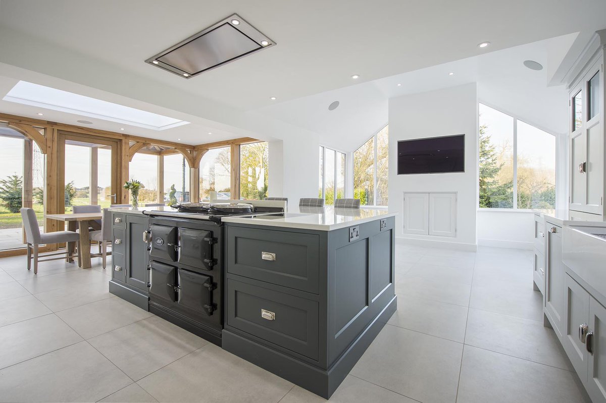 damianbramley's tweet photo. #BeverleyHour looking for stunning #interiorphotography #awardwinner #professionalphotography #estateagent #developer #housebuilder #kitchens @JWoodkitchens @AandJArchitects @OakByDesign https://t.co/fsTjcUkZQ5