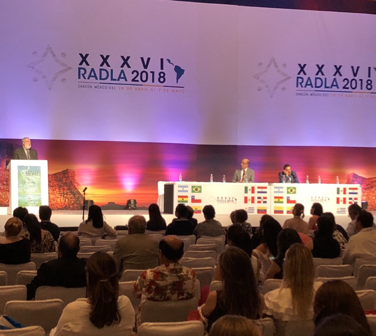 radlareunion's tweet photo. Dr. Ted Rosen, una de las tantas personalidades presentes en #RADLA2018 https://t.co/85l5A91NM6