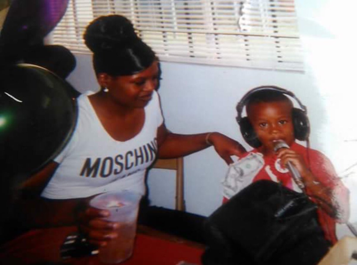 Aye_Milaa's tweet photo. ❤️You’ll always be in my heart Bam❤️

          May 5, 1995 - May 1, 2010 https://t.co/8Go0g3jXTE