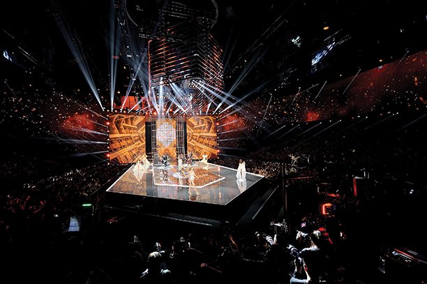 bigpicturemag's tweet image. Soft signage adjusts to a plethora of applications, from tradeshows to retail to the stage. bit.ly/2vKjjGJ #softsignage #floorgraphics #backlitgraphics #wideformat #digitalprint #mybigpic #wallmural #textiles