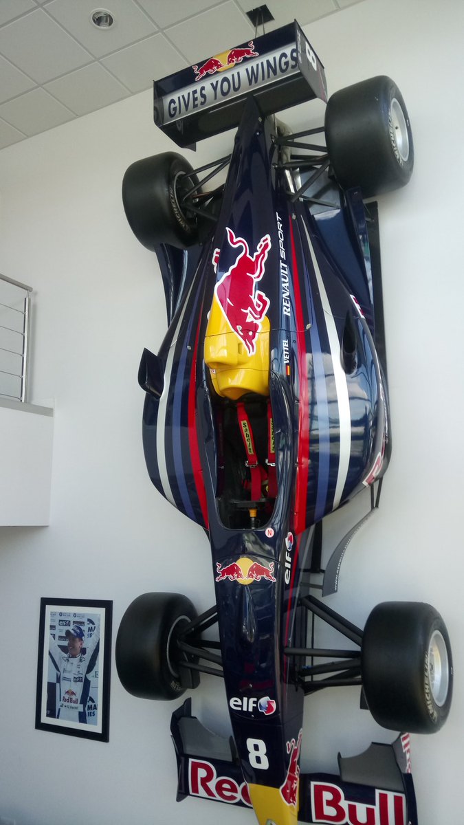 SNS3DT's tweet photo. Great Greenpower trip to Carlin Racing. https://t.co/ZnfxmhXD4e