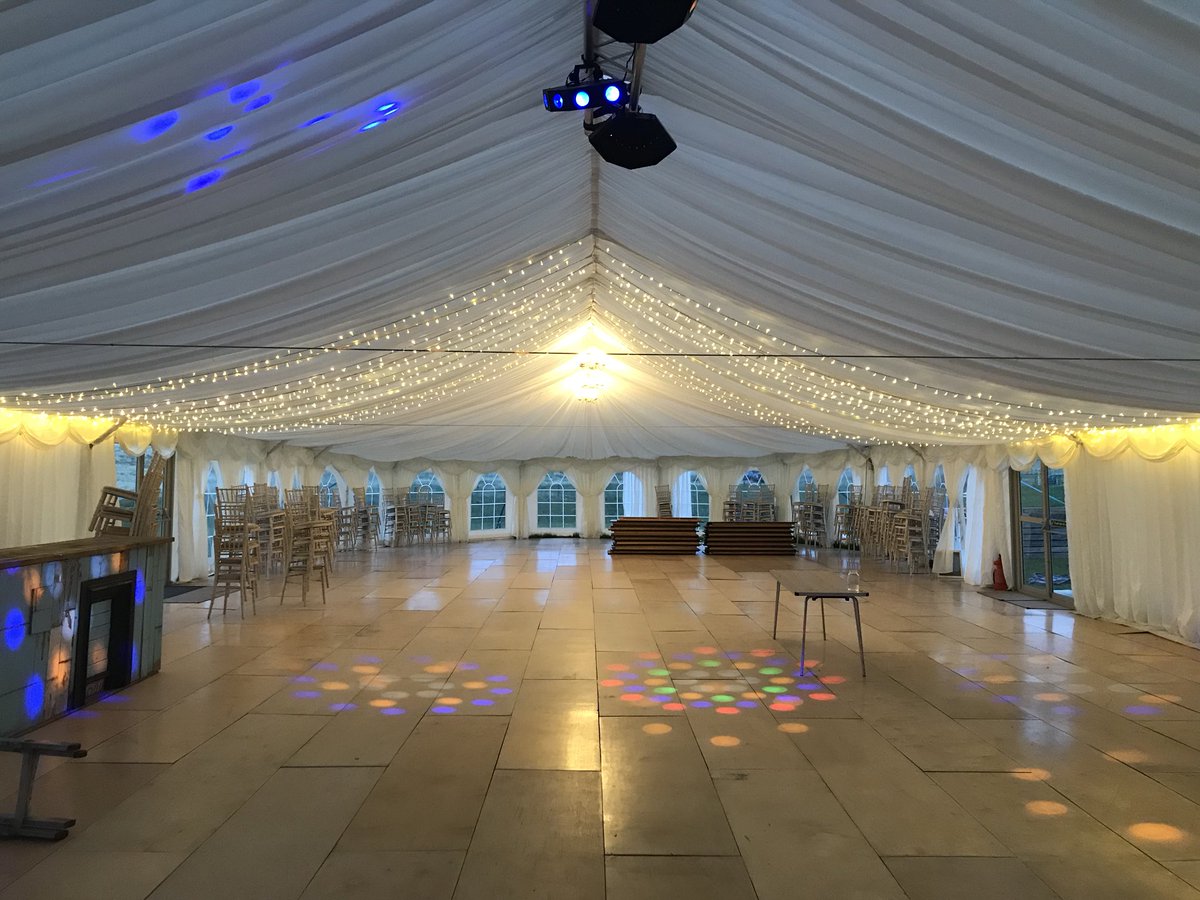 hrvstmnweddings's tweet photo. Marquee lighting looking great 💪🏻, all ready for our second wedding of the season. Come visit us to see how we can make your dream day come true. https://t.co/G95Erwm1UV