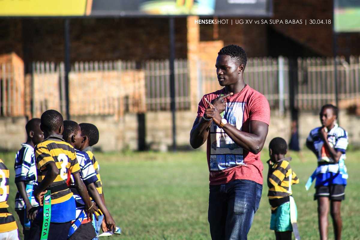 henrynsek's tweet photo. "A candle loses nothing by lighting another candle." The master of the sidestep @WokorachPhilip showing the little ones how it's done. 👏👌 #TagRugby #UgRugby #HensekShot https://t.co/1I9nH5XsXi