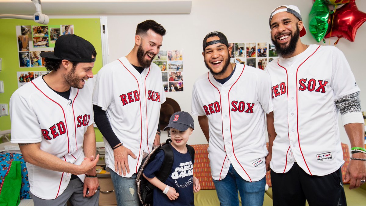 RedSox's tweet photo. Just some pitchers pitching in! 😍

Thanks for having us, @BostonChildrens! https://t.co/IOiFuDC2ZD