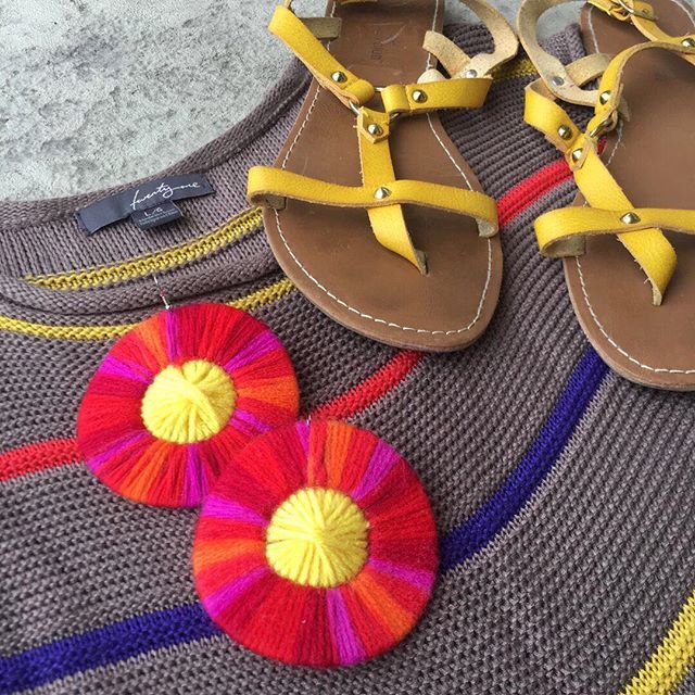 HypnoEars's tweet photo. Almost time to get those sandals out βοΈβοΈ #mood #hypnoears #fashion #style #handmade #dope #beoriginal #etsy #womensfashion #plasticcanvas #yarn #befly #ootd #blackownedbusiness #etsyshop #womenswear #blackowned #yarnlove #knittersofinstagram #moodoβ¦ https://t.co/OwWHyYtUq9 https://t.co/idDpYwhIwW
