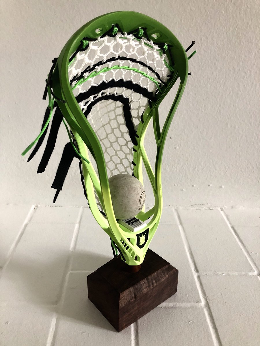 Legacylaxtech's tweet photo. Finally strung up this @brinelacrosse with @EastCoastDyes #vortexmesh #lacrosse https://t.co/VEIJf7wyoq