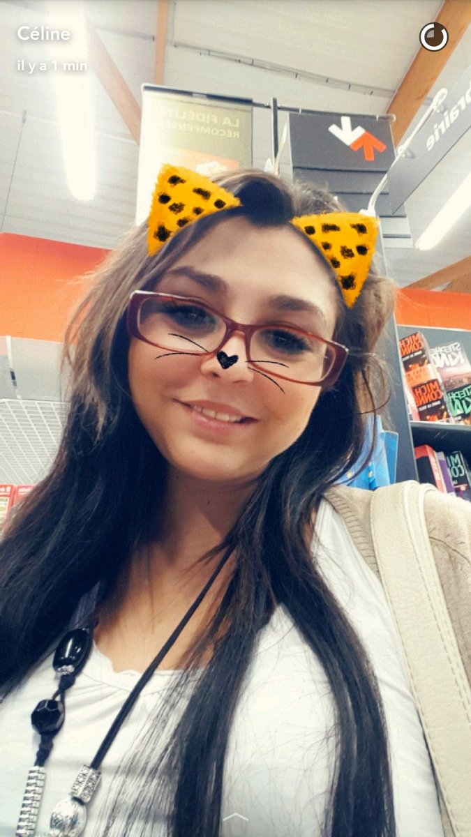 celinebethune1's tweet photo. Cette semaine je vais refaire des  cam sur facebook ou Skype si cela vous intéresse dite le moi en mp le payement se fait  par Paypal https://t.co/WljyDNOZGe