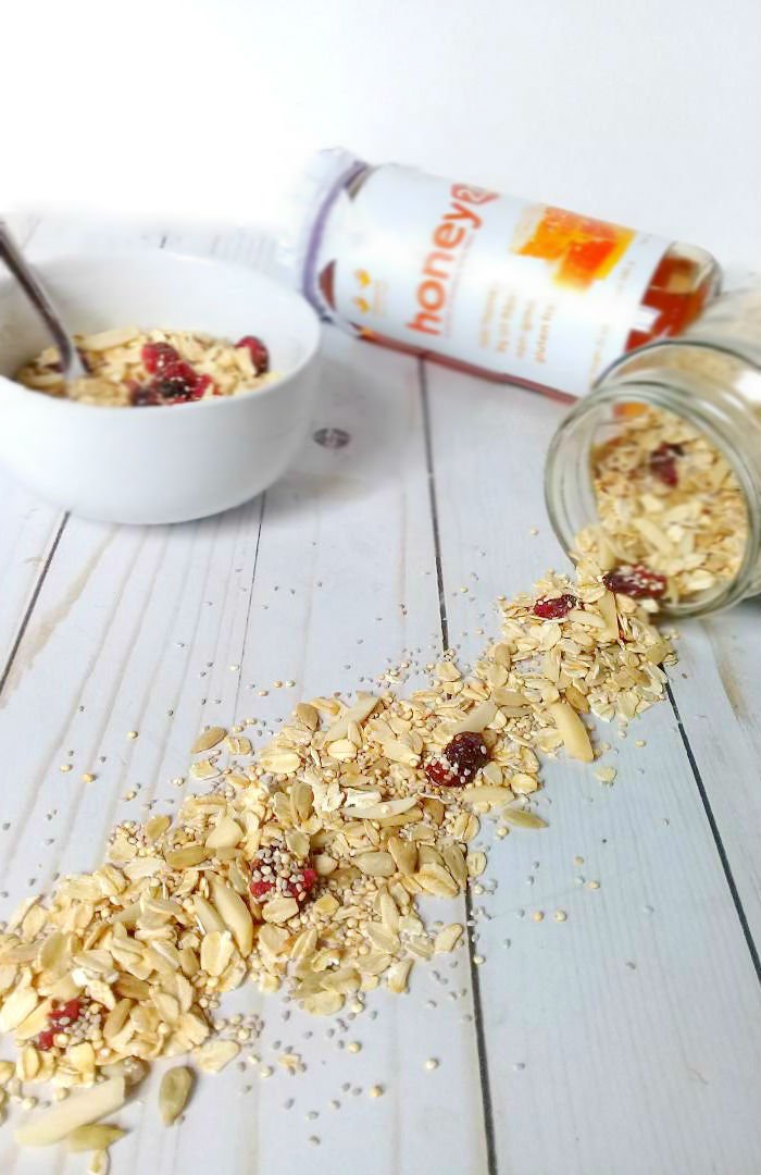IYInnerFoodie's tweet photo. Crunchy Cranberry Muesli Recipe drizzled with Honey 2.0. https://t.co/CmkONwD8WA #breakfast #sugar2pt0 #easy https://t.co/BlX2muYTWp