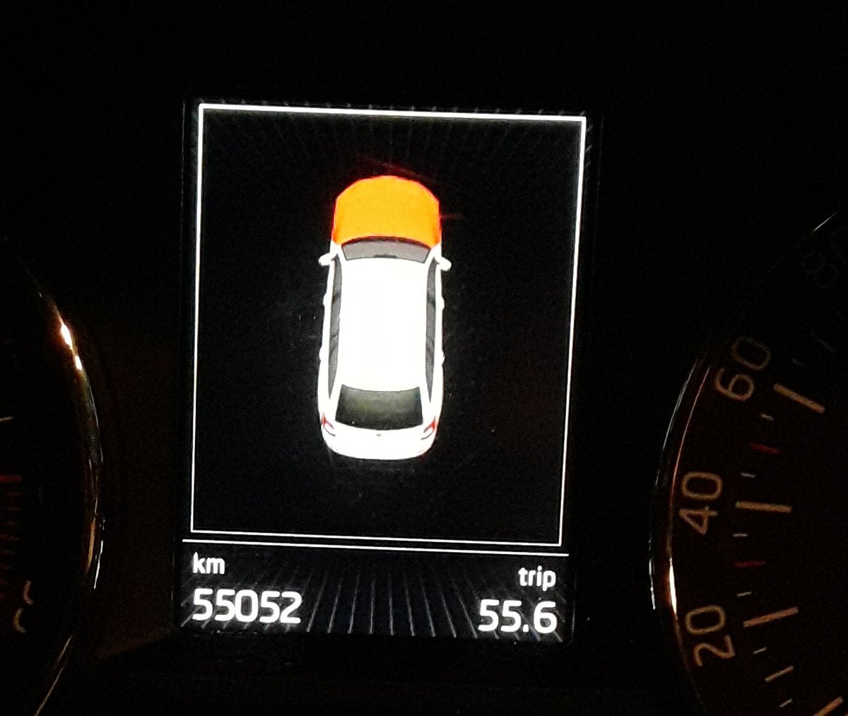 mjvisser's tweet photo. De auto is dronken? #rodeneus https://t.co/x60VIDRQlc