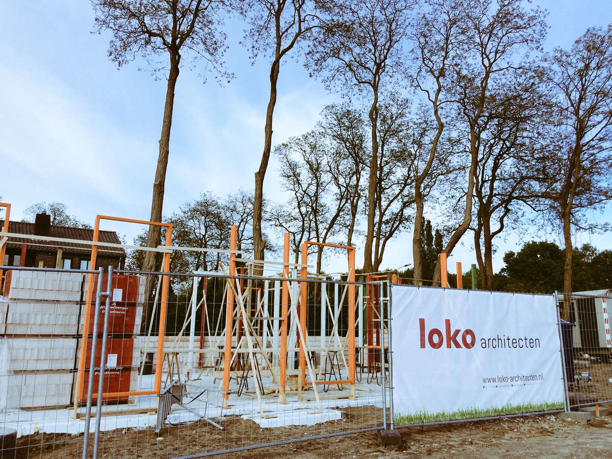 LokoArchitecten's tweet photo. Er wordt hard gewerkt aan een spannende woning aan de #kopseweg in #Nijmegen @LokoArchitecten https://t.co/teyfVBY0Wf