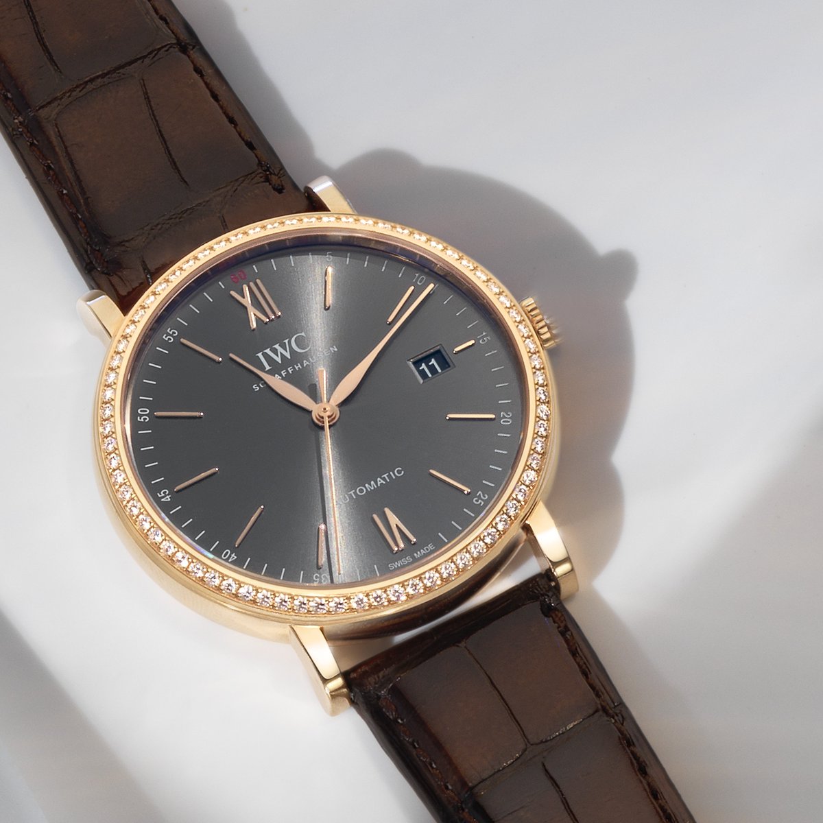 elevenjames's tweet photo. The @IWC, Portofino in rose gold with a diamond bezel, an irresistible timepiece designed especially for the woman with the most refined taste: https://t.co/KFOLuXewi6 https://t.co/PCl9OKQkFc