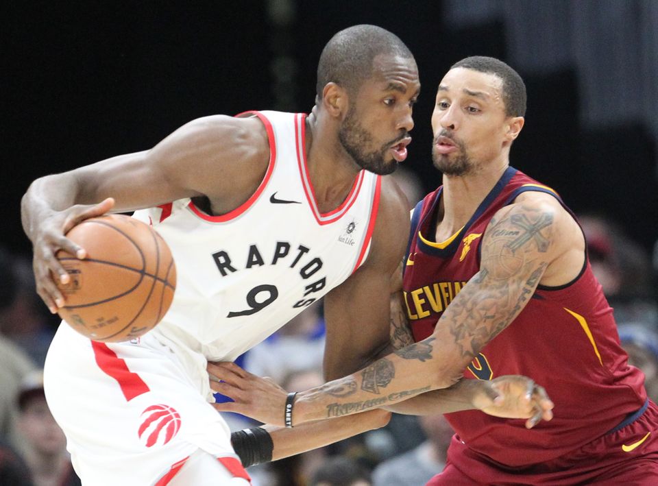 WeAreCavsNation's tweet image. HALFTIME: The Cleveland Cavaliers trail the Toronto Raptors 60-57.

JR Smith: 14 points on 4/7 shooting
Jeff Green: 13 points on 4/4 shooting
LeBron James: 11 points, 6 rebounds, 7 assists