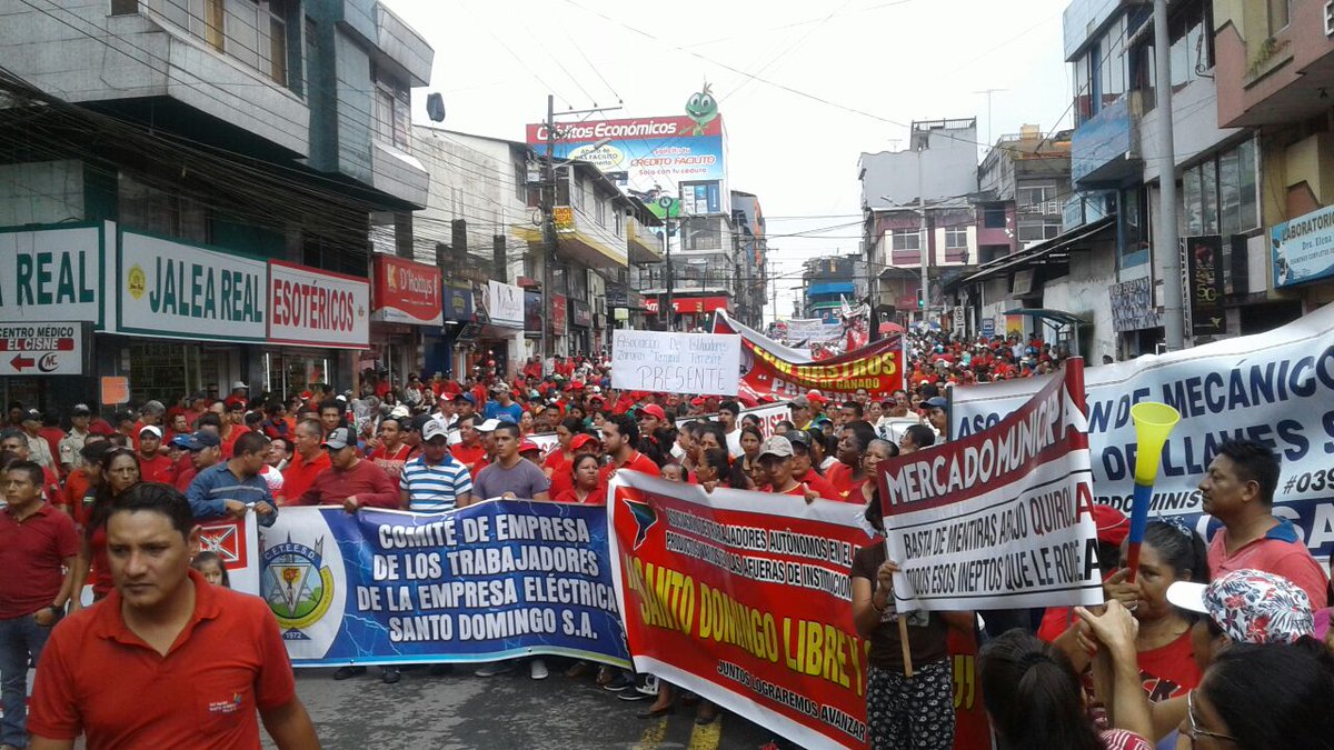 Felicitaciones a los compañeros del Comité de Empresa de <a href="/CNEL_EP/">CNEL EP</a> Santo Domingo por su participación en la marcha del 1 de Mayo lo que demuestra la fortaleza y Unidad del sector eléctrico en todo el país.