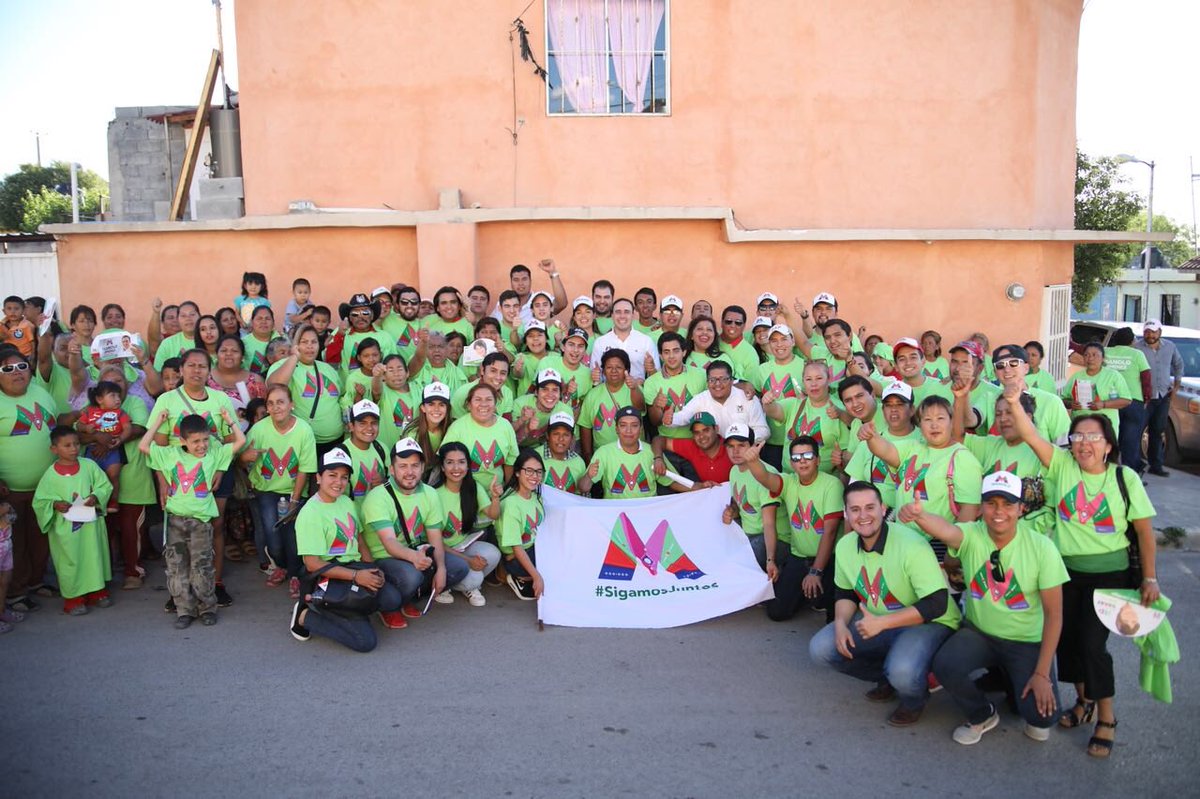 manolojim's tweet photo. Día 3. La mejor manera de honrar la confianza de la gente es cumpliendo. Muchas gracias a nuestra gente por recibirme con cariño y afecto. Ya son años trabajando en equipo por nuestro municipio. Ahora lo que sigue es llevar a Saltillo al siguiente nivel. #SigamosJuntos https://t.co/LUnb8SAofj