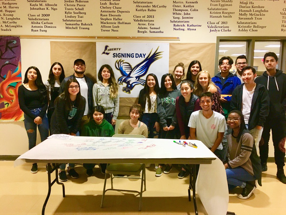 Katharinashel's tweet photo. Liberty Signing Day #avid4college #hsd_avid #ltvfalcs https://t.co/Prn92SbziP