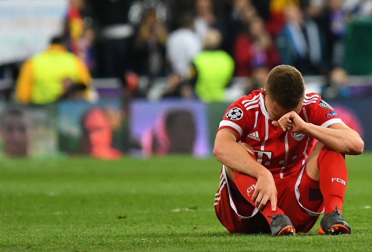 FCBayernUS's tweet photo. Always keep your heads held high, boys. ❤️

#MiaSanMia https://t.co/c7QdgfWW4N
