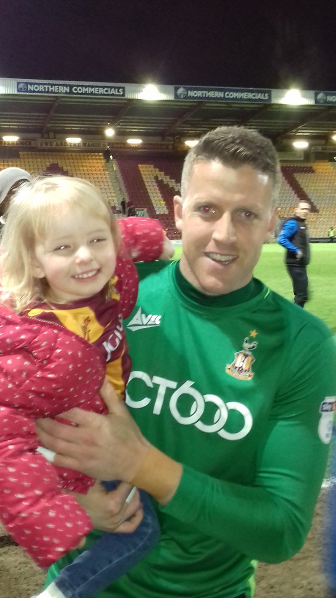 crackpot1981's tweet photo. So grateful to @ColinDoyle01 for the pic tonight! It's absolutely made her day/week/year! A very happy 3 year old tonight 😃 #bcafc #ColinDoyle #goalkeeper https://t.co/NVcKreF8ne