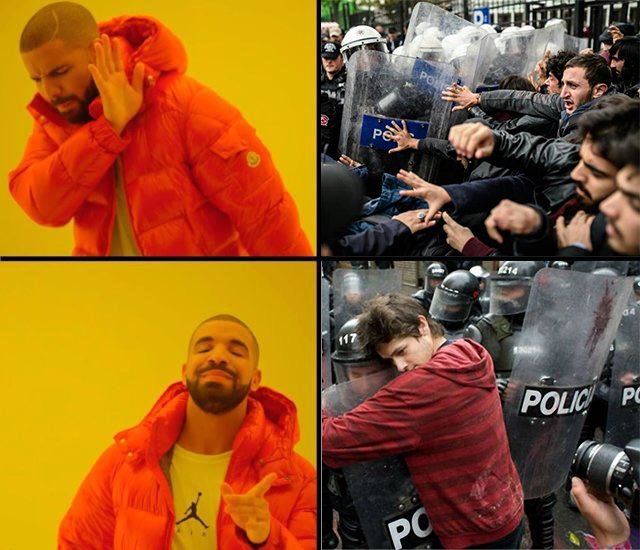 xi_yora's tweet photo. In den letzten Minuten des #1Mai #TagderArbeit gilt noch immer: #spreadthelove #nonazis #love #Twitteristnichtallein https://t.co/qxVeRrC50b
